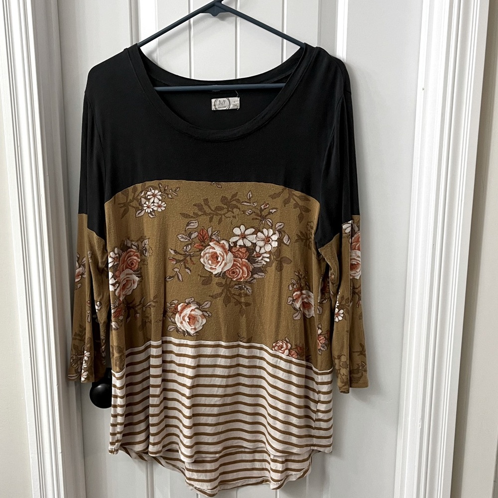 Maurices 24/7 Shirt Women Large Multicolor Floral Striped Stretch
